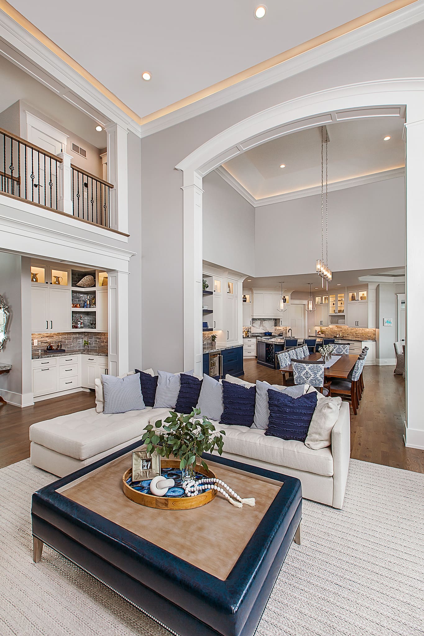 MJ Whelan – Lakefront Luxury-11