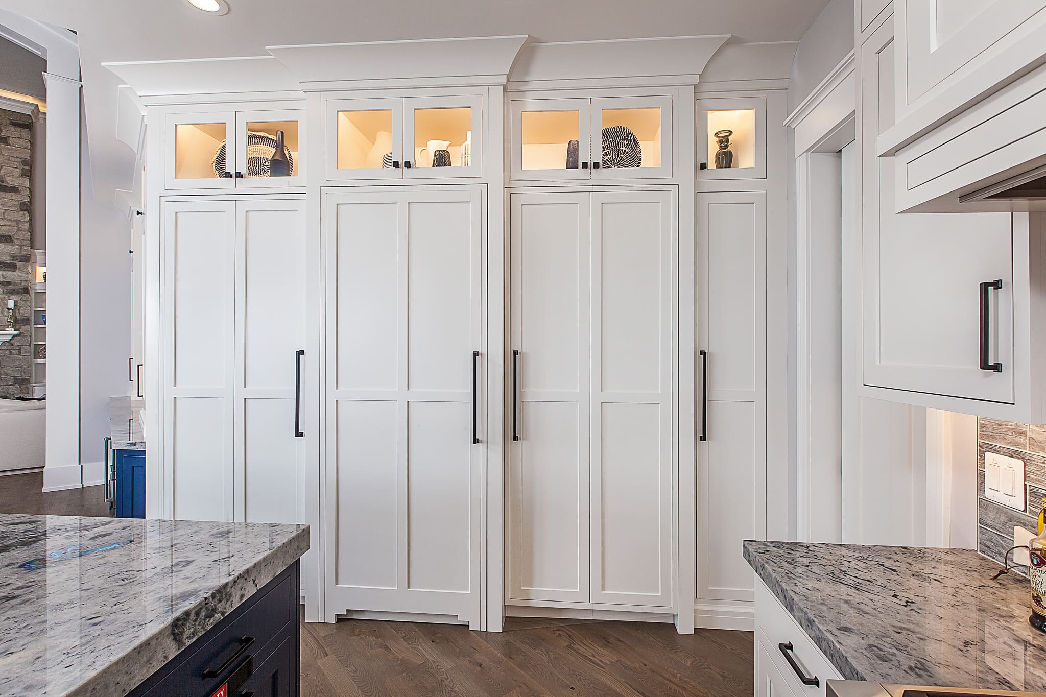 MJ Whelan – Lakefront Luxury-12