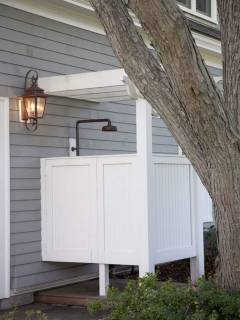 Outdoor-Shower-Fixture (1)