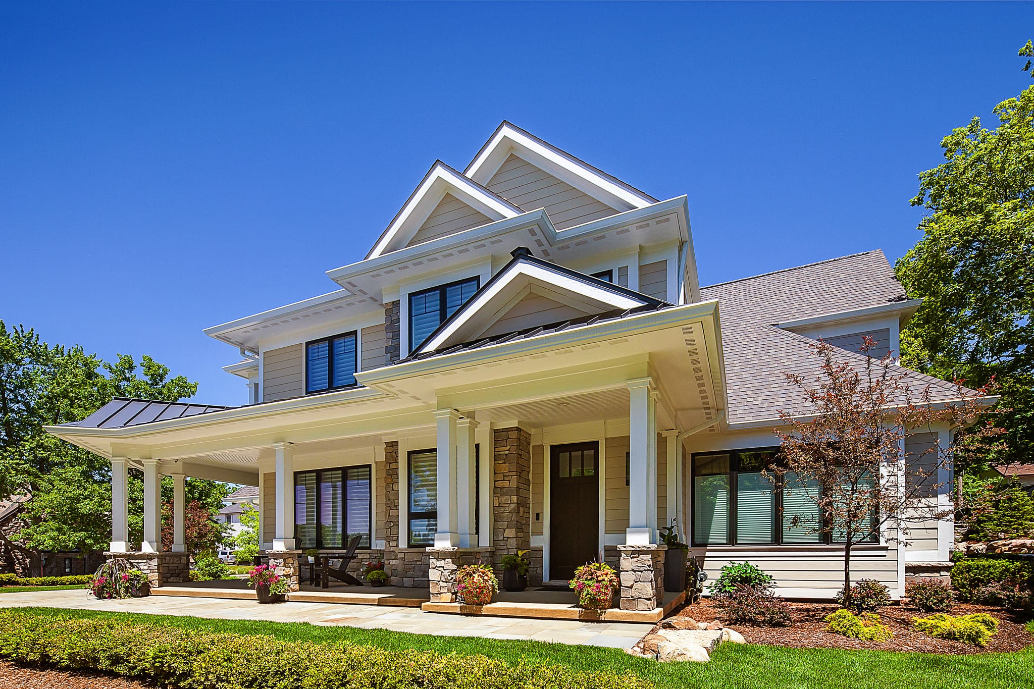 MJ Whelan – Captivating Corner Home-07